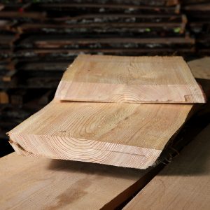 Blockware Rohholz Holzbohlen Lärche in Schreinerqualität bei Holz-Liebling DIY kaufen