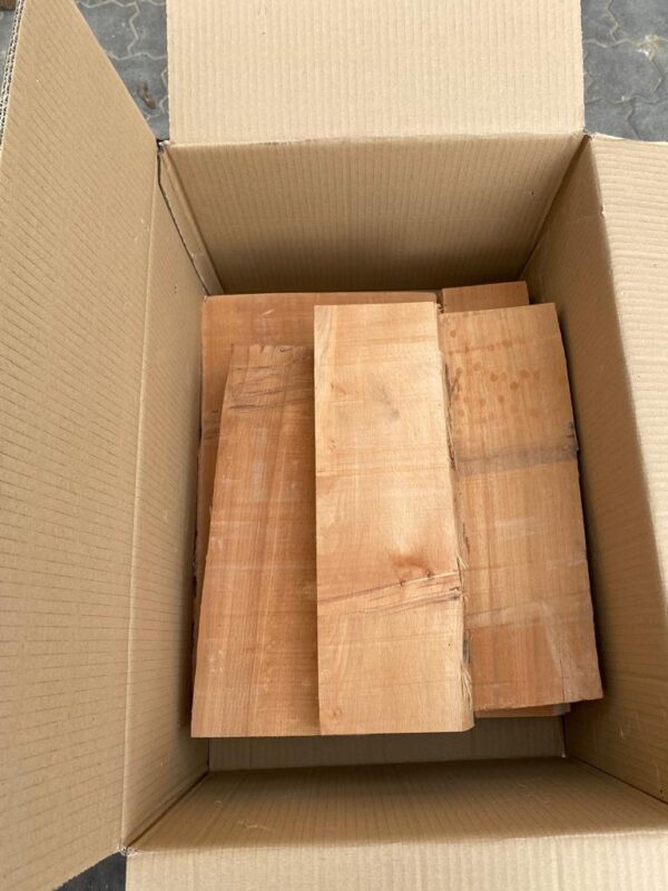 Sortenreine Holzreste aus Buche Massivholz im 30 kg Paket für Heimwerker