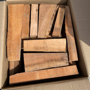 Holzreste Kirschbaum Restholz-Kiste Kirsche 30kg