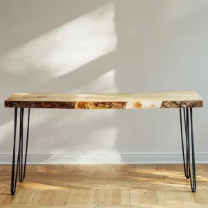 4er Set Hairpin Legs verbaut an einem DIY Massivholz Tisch im Wohnzimmer
