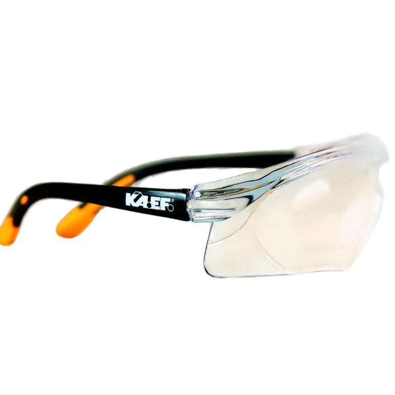 KAEF Schutzbrille view klar Arbeitschutzbrille freigestellt auf weißem Hintergrund.